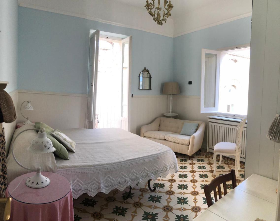 Piazzetta San Domenico Apartment Monopoli Exterior photo
